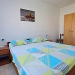 Apartman With Parking Space Lopar, Rab - 23968