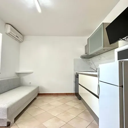 Apartment With Parking Space Lopar, Rab - 23968 *